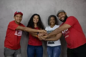 Movimentos sociais lançam pré-candidatura coletiva neste sábado,13