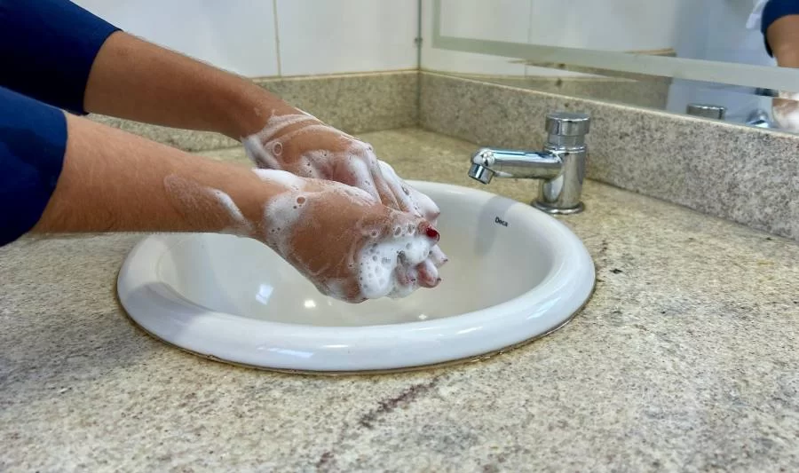 BRK orienta para uso consciente da água nas férias de julho