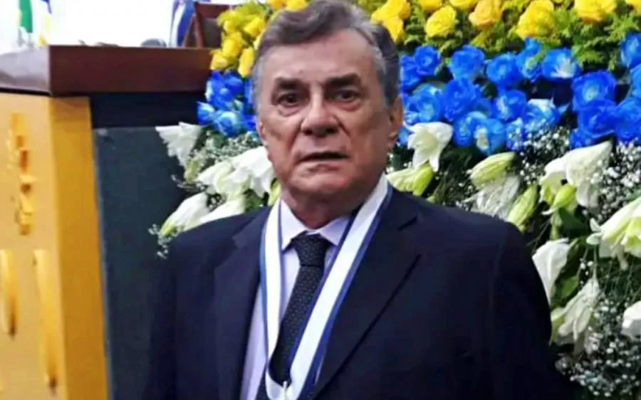 Wanderlei Barbosa lamenta morte de Totó Cavalcante e decreta luto oficial