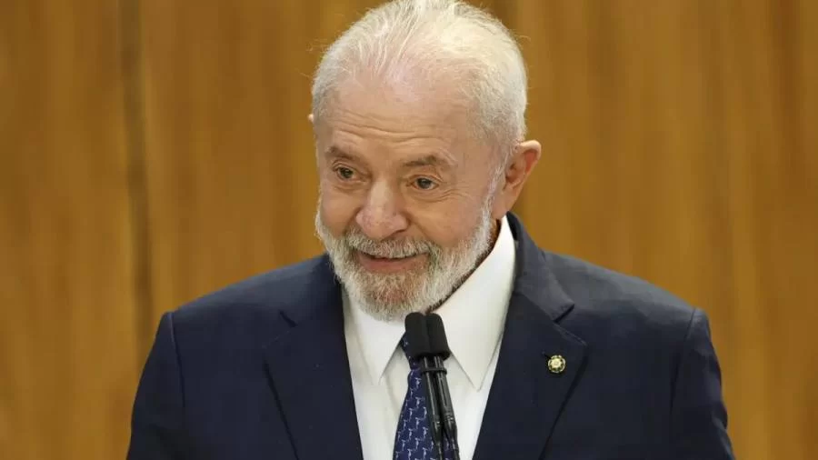 Lula faz piada sobre violÃªncia doméstica após jogos de futebol: "se for corintiano, tudo bem"