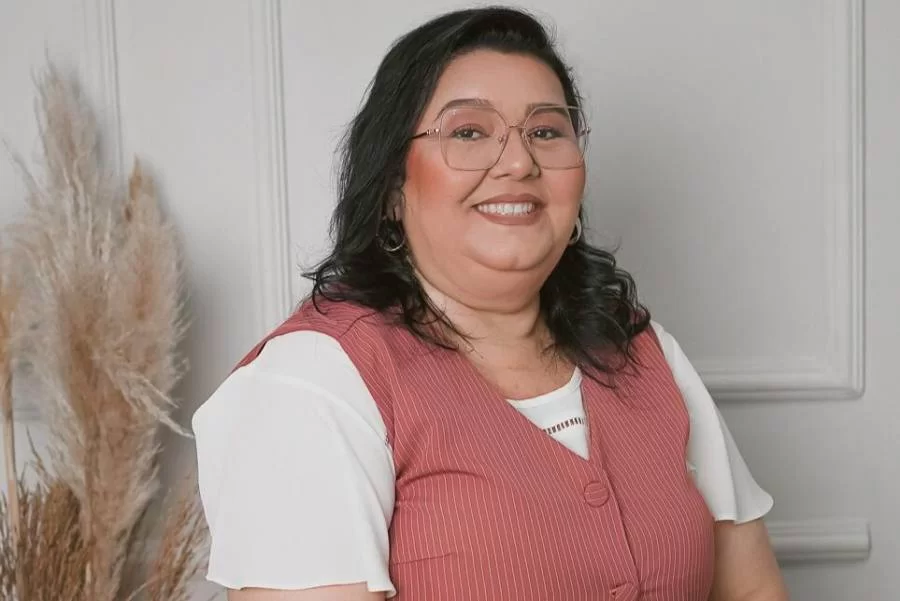 Pastora Mônica Rocha celebra aniversário nesta segunda-feira