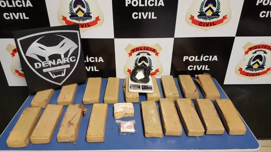 PolÃÂ­cia Civil apreende mais de 30 kg de drogas e dÃÂ¡ fim em um centro de distribuiÃÂ§ÃÂ£o de drogas na Capital