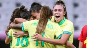 Brasil avança para final no futebol e para as quartas no vôlei e canoagem; confira