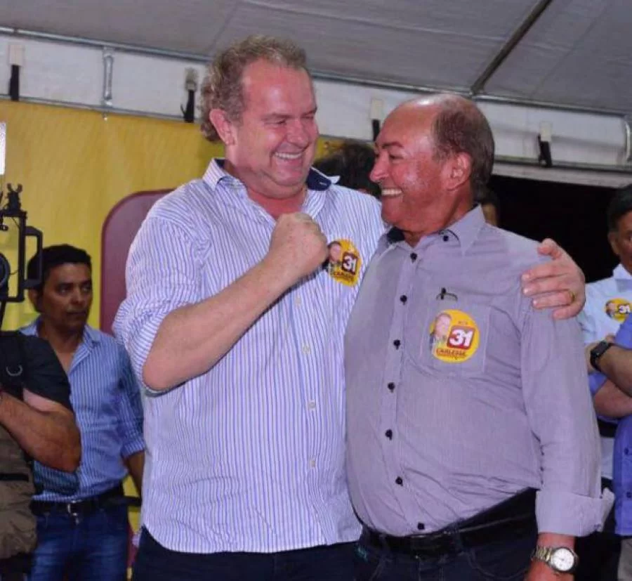 Governador Carlesse dÃÂ¡ sinal verde e passarÃÂ¡ a fazer parte do PP do TO