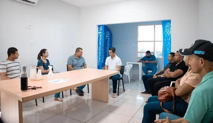 Jorge Frederico se compromete a valorizar servidores públicos em reunião com funcionários do SAMU