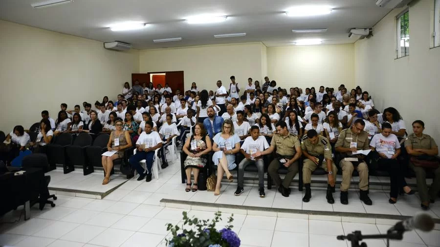 ConferÃªncia municipal discute respeito aos direitos da crianÃÂ§a e do adolescente