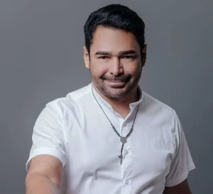 Ãudio de Oliveirinha, candidato a prefeito de Colinas, denuncia descumprimento de decisão imposta a Kasarin: "Um fora da lei"