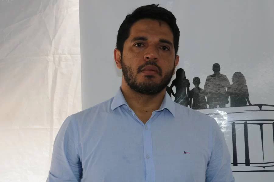 Ayres diz nÃÂ£o ter discutido se irÃÂ¡ ou nÃÂ£o disputar a eleiÃÂ§ÃÂ£o da mesa diretora