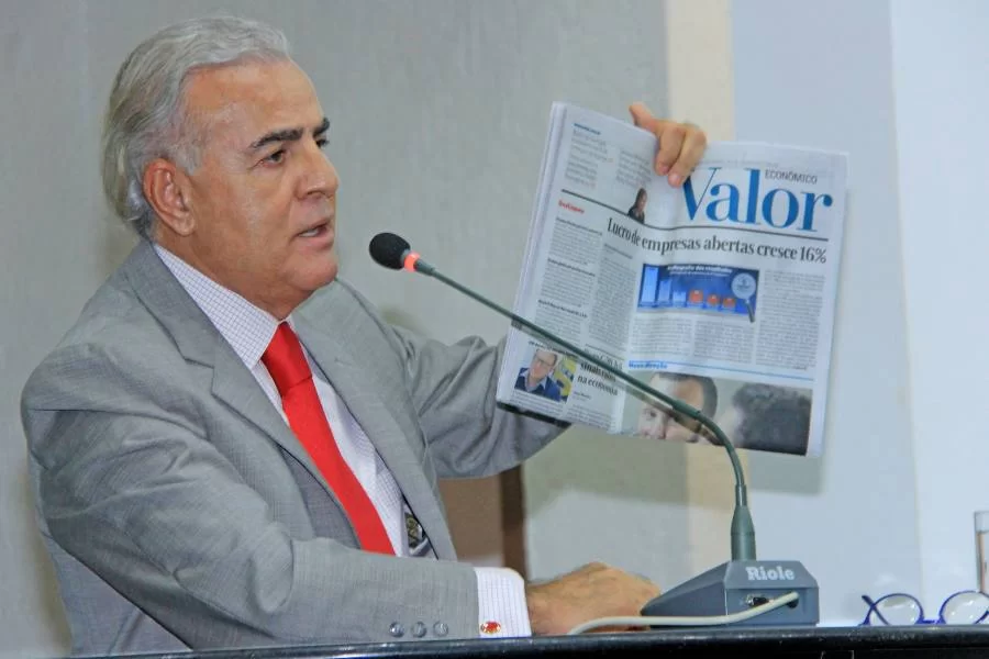 Paulo MourÃÂ£o cobra do governo plano para tirar o Tocantins do fundo do poÃÂ§o