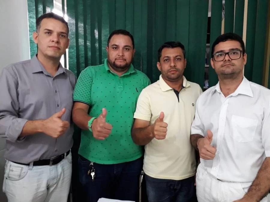 Base aliada governista sofre mais trÃªs baixas; Vereadores Pedrosa, Roni e Esdras decidem seguir com Junior Pacheco rompendo com Adriano Rabelo