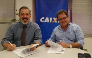 Adriano Rabelo assina recebimentos de emendas para 2019