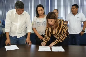 Governo reformarÃÂ¡ estÃÂ¡dio MirandÃÂ£o e ginÃÂ¡sios esportivos de AraguaÃÂ­na