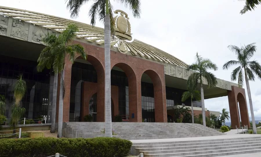 Estado abre sindicÃÂ¢ncia para apurar situaÃÂ§ÃÂ£o de servidores na Secretaria de Governo