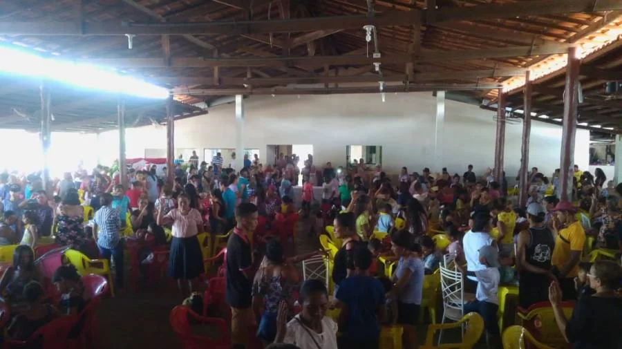 Rotary Clube e Casa da Amizade de Colinas realizou neste domingo 14ÃÂº Natal Feliz para a comunidade