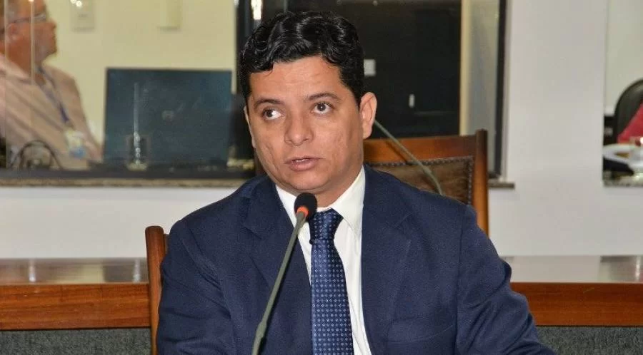 Jorge Frederico diz nÃÂ£o ter decidido apoio a nenhum candidato a presidente da AL