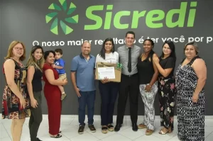 No mÃªs do Natal, Sicredi MS/TO entrega prÃªmios a estudantes vencedores do concurso "A ForÃÂ§a do Fazer Juntos"
