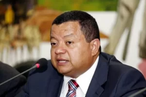 O candidato MarlÃÂ³n Reis agradece tocantinenses pelos votos recebidos