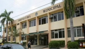 Sintet se posiciona contrÃÂ¡rio a reestruturaÃÂ§ÃÂ£o administrativa de Gurupi; Laurez rebate e diz que sindicato quer toda a arrecadaÃÂ§ÃÂ£o para eles