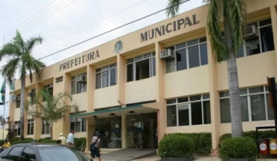 Sintet se posiciona contrÃÂ¡rio a reestruturaÃÂ§ÃÂ£o administrativa de Gurupi; Laurez rebate e diz que sindicato quer toda a arrecadaÃÂ§ÃÂ£o para eles