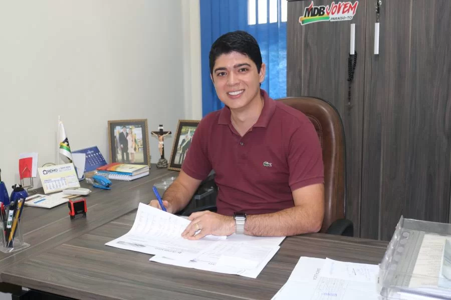 Vice-prefeito de ParaÃÂ­so expÃÂµe aÃÂ§ÃÂµes que serÃÂ£o desenvolvidas em 2019
