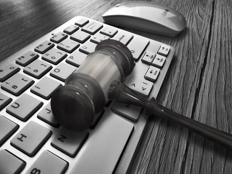 Empresa ÃÂ© condenada por demora no cancelamento de registro de cliente no SPC