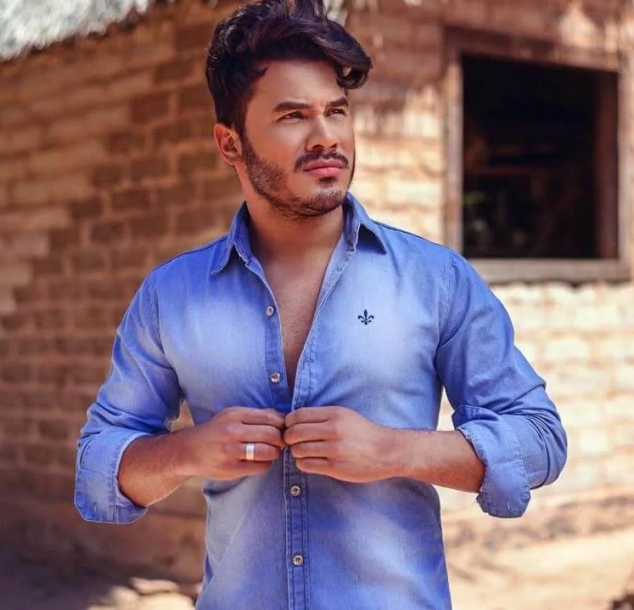 Sertanejo Marcelo Martins, do Tchu Tcha Tcha, realiza show intimista em GoiÃÂ¢nia