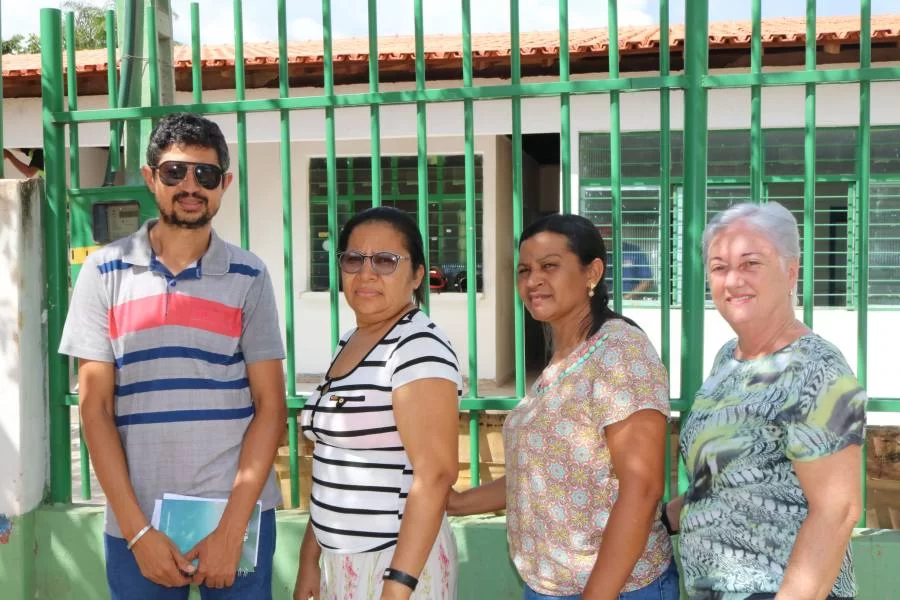 SEMEC faz visita tÃÂ©cnica a unidades escolares e apresenta novo prÃÂ©dio da creche Josefa Almeida