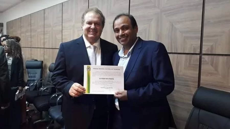 Governo do Tocantins nomeia presidente da JUCETINS e mais 172 cargos comissionados de segundo e terceiro escalÃÂ£o