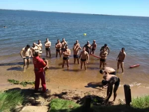 Bombeiros participam de EstÃÂ¡gio de Salvamento AquÃÂ¡tico para a temporada de praias