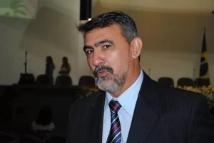 AmÃÂ©lio nega estar deixando, Vicentinho para apoiar Mauro Carlesse no 2ÃÂº turno