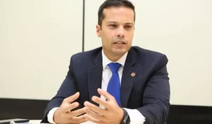 Sindepol divulga nota contra o Decreto da mordaÃÂ§a por parte do governo