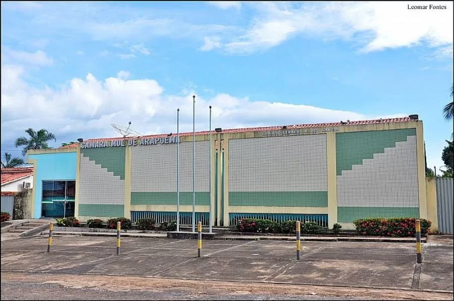 Vereadores de Arapoema vÃÂ£o ÃÂ  justiÃÂ§a para garantir aprovaÃÂ§ÃÂ£o de Lei contra o Nepotismo