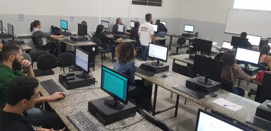 Policiais Civis da 1Ãª Delegacia Regional de AraguaÃÂ­na recebem capacitaÃÂ§ÃÂ£o para uso do sistema PPE