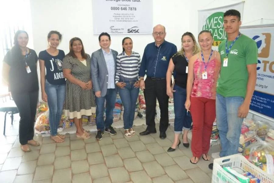 CRCTO e Mesa Brasil SESC entregam alimentos a creches de Palmas