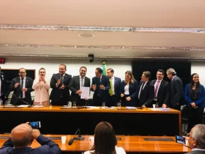 Prefeitos do Tocantins pedem ÃÂ  Bancada Federal que MunicÃÂ­pios sejam prioridades na destinaÃÂ§ÃÂ£o de Emendas