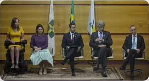 Anatel entrega PrÃªmio Acessibilidade em TelecomunicaÃÂ§ÃÂµes 2019 ÃÂ  Tim