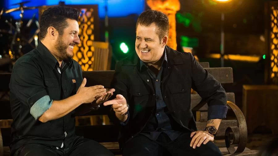 Bruno e Marrone se apresentam neste sÃÂ¡bado (20) em AraguaÃÂ­na