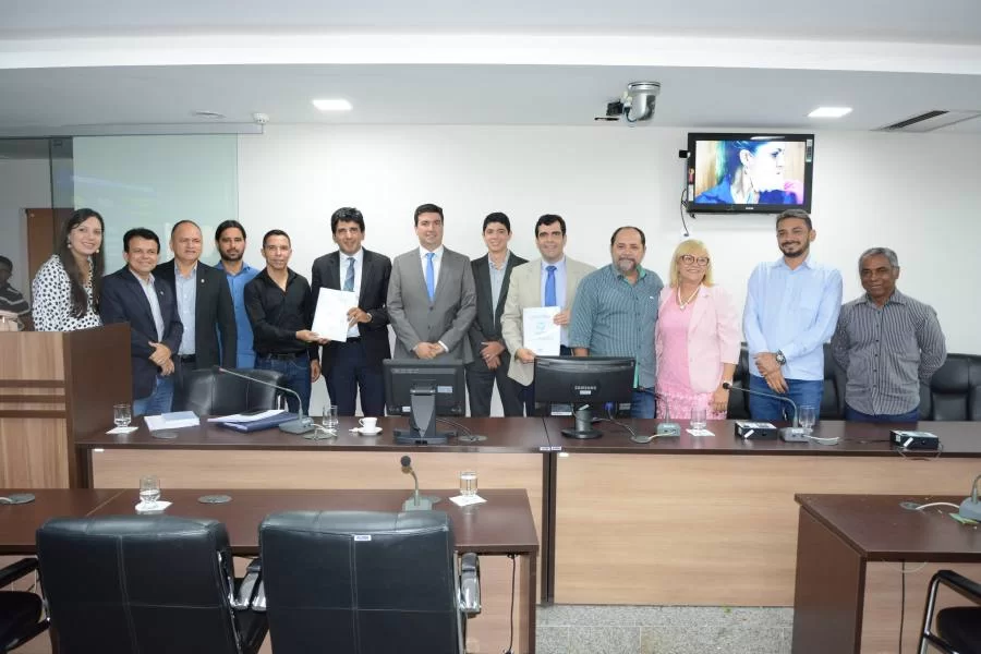 Celso Morais participa de AudiÃªncia PÃÂºblica para implantaÃÂ§ÃÂ£o da Unitins em ParaÃÂ­so