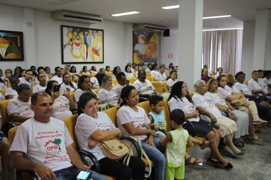 OrganizaÃÂ§ÃÂ£o Popular de Moradia entrega pauta de reivindicaÃÂ§ÃÂµes