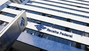 Prazo para declaraÃÂ§ÃÂµes do IRPF/2019 termina nesta terÃÂ§a-feira (30)
