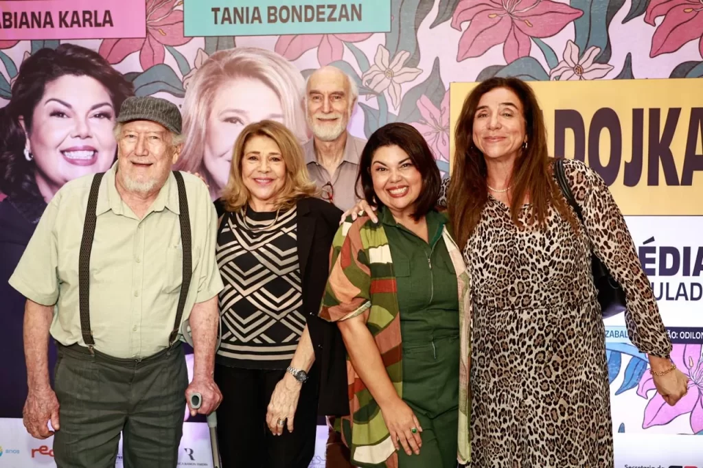 Marisa Orth prestigia estreia de Fabiana Karla, Tânia Bondezan e Odilon Wagner em “Radojka”