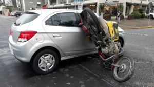 Acidentes no trÃÂ¢nsito deixaram mais de 1,6 milhÃÂ£o feridos em 10 anos, diz Abramet