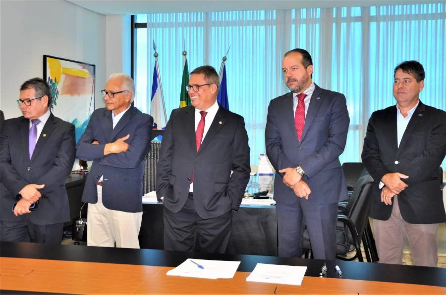 Sebrae e TCE firmam parceria para fortalecer o desenvolvimento local no TO