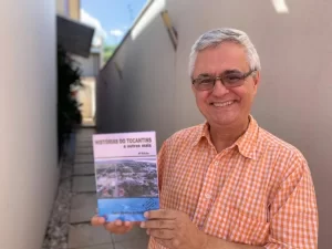 Pedro Albeirice leva lanÃÂ§amento literÃÂ¡rio ÃÂ  cidade  tocantinense de Pau DÃ¢â¬â¢Arco