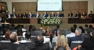 Presidente do Coptrel prestigia posse da nova presidÃªncia do TRE-TO e ressalta os desafios da JustiÃÂ§a Eleitoral