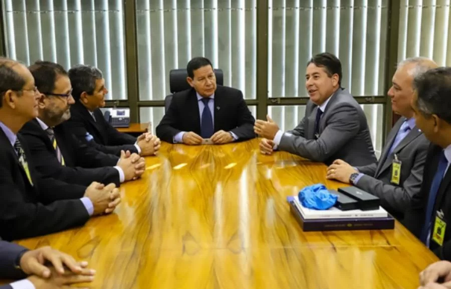 Vice-presidente da RepÃÂºblica MourÃÂ£o confirma presenÃÂ§a no FÃÂ³rum de AdministraÃÂ§ÃÂ£o que acontecerÃÂ¡ em outubro, em Palmas