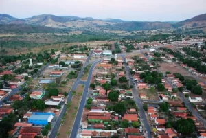 Ex-prefeito, presidente da CÃÂ¢mara e vereadores sÃÂ£o alvo de operaÃÂ§ÃÂ£o Midas da Policia Civil por crime de lavagem de dinheiro em ColmÃÂ©ia