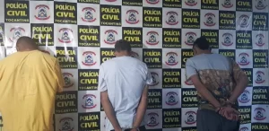 PolÃÂ­cia CÃÂ­vil deflagra OperaÃÂ§ÃÂ£o Place de GrÃÂ¨ve e apreende trÃªs pessoas