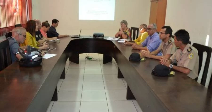 Prefeitura e CONSEG avanÃÂ§am em negociaÃÂ§ÃÂ£o, para colocar mais ferramentas de seguranÃÂ§a em GuaraÃÂ­
