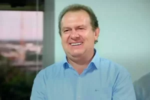 ApÃÂ³s volta das Ã¢â¬ËfÃÂ©riasÃ¢â¬â¢, Carlesse retoma agenda a partir desta segunda-feira